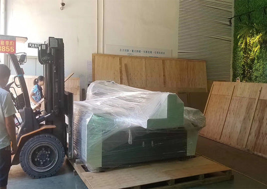 RB-2513 large format uv flatbed printer ship to Peru Partener Sabdee today