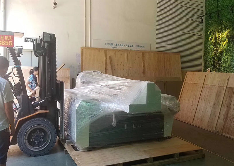 RB-2513 large format uv flatbed printer ship to Peru Partener Sabdee today