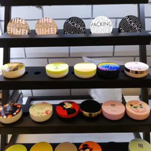 A1 6090 UV Flatbed Printer for cosmetic package cosmetic box